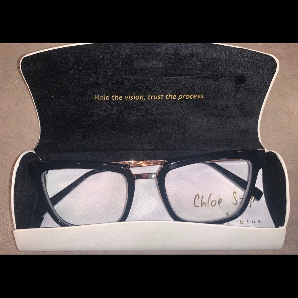 Baxter Blue The Chloe Szep Bluelight Glasses Gem